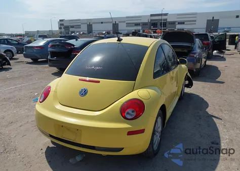 2009 Volkswagen New Beetle 2.5L из США, поврежденный, VIN 3VWRW31C19M518786